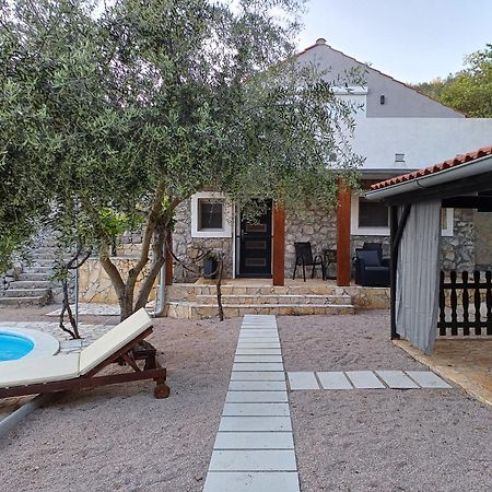 הוילה פונאנט Holiday House Pulina מראה חיצוני תמונה