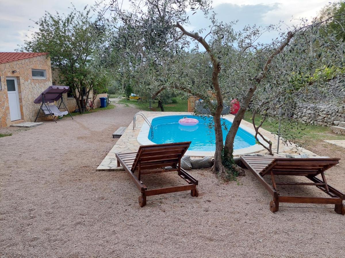 פונאנט Holiday House Pulina מראה חיצוני תמונה